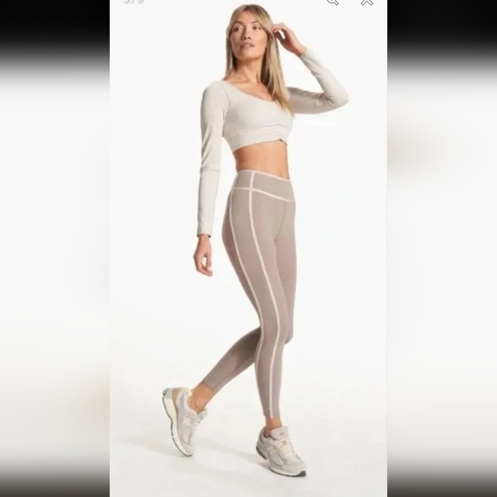 Vuori Piper Breathe Interlocking Leggings Graphite Size M - Picture 11 of 11